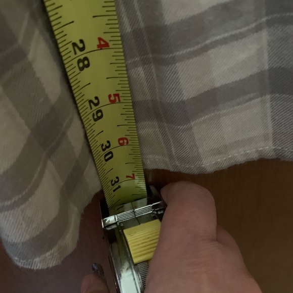 Nordstrom Treasure & Bond Boxy Plaid Flannel in Beige and White - Picture 10 of 11